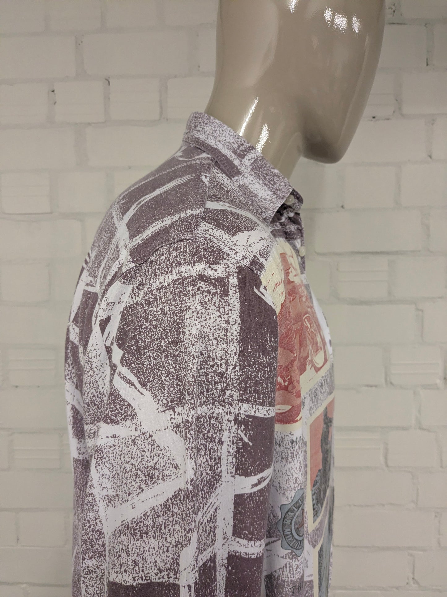 Vintage 80's / 90's Cicerone & Co overhemd. Rood Groen Grijs gekleurd. Maat XL.