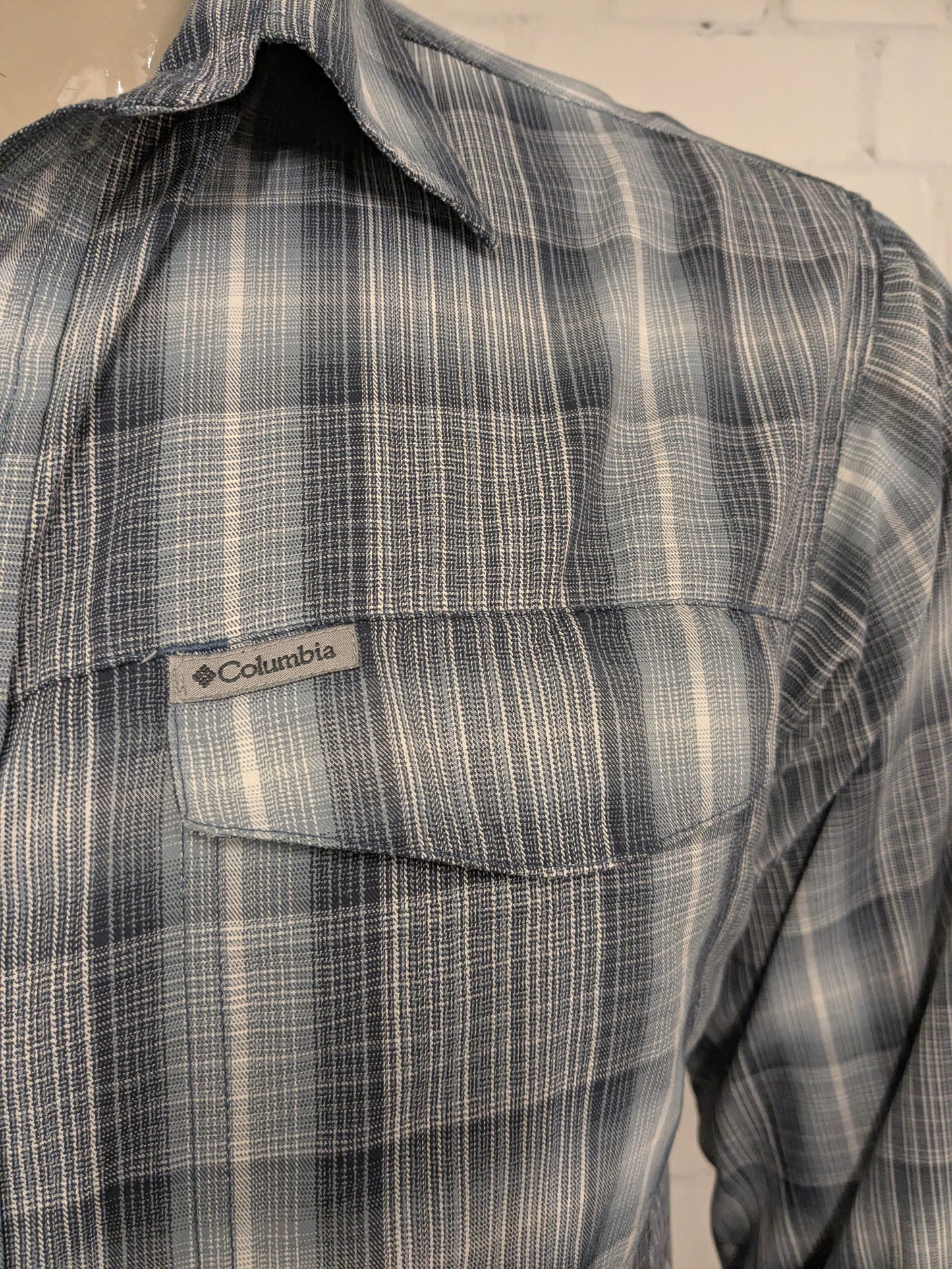 Columbia Titanium overhemd. Blauw Grijs Zwart geruit. Maat L.