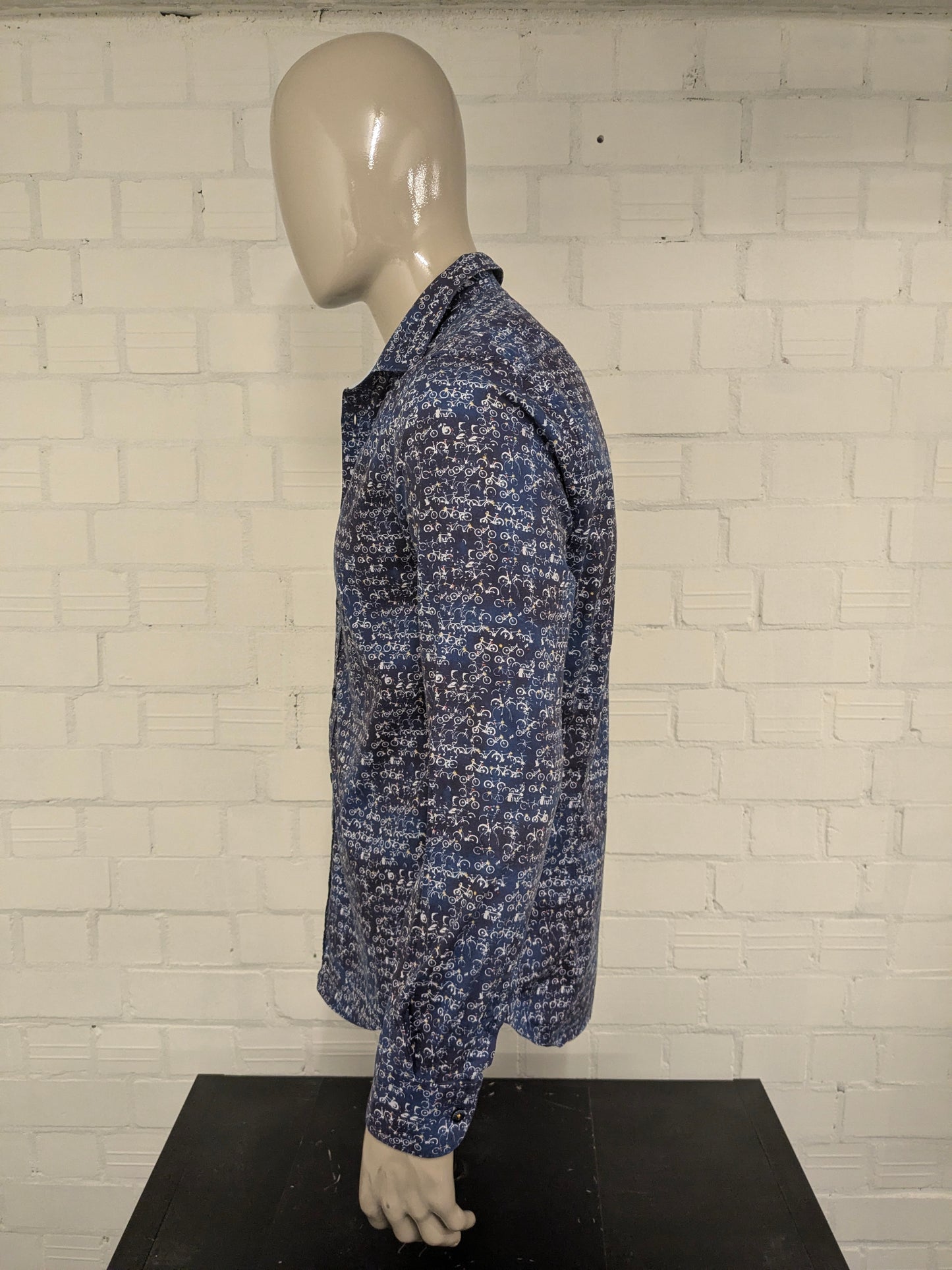 A Fish named Fred overhemd. Blauw Witte fietsen print. Maat L.