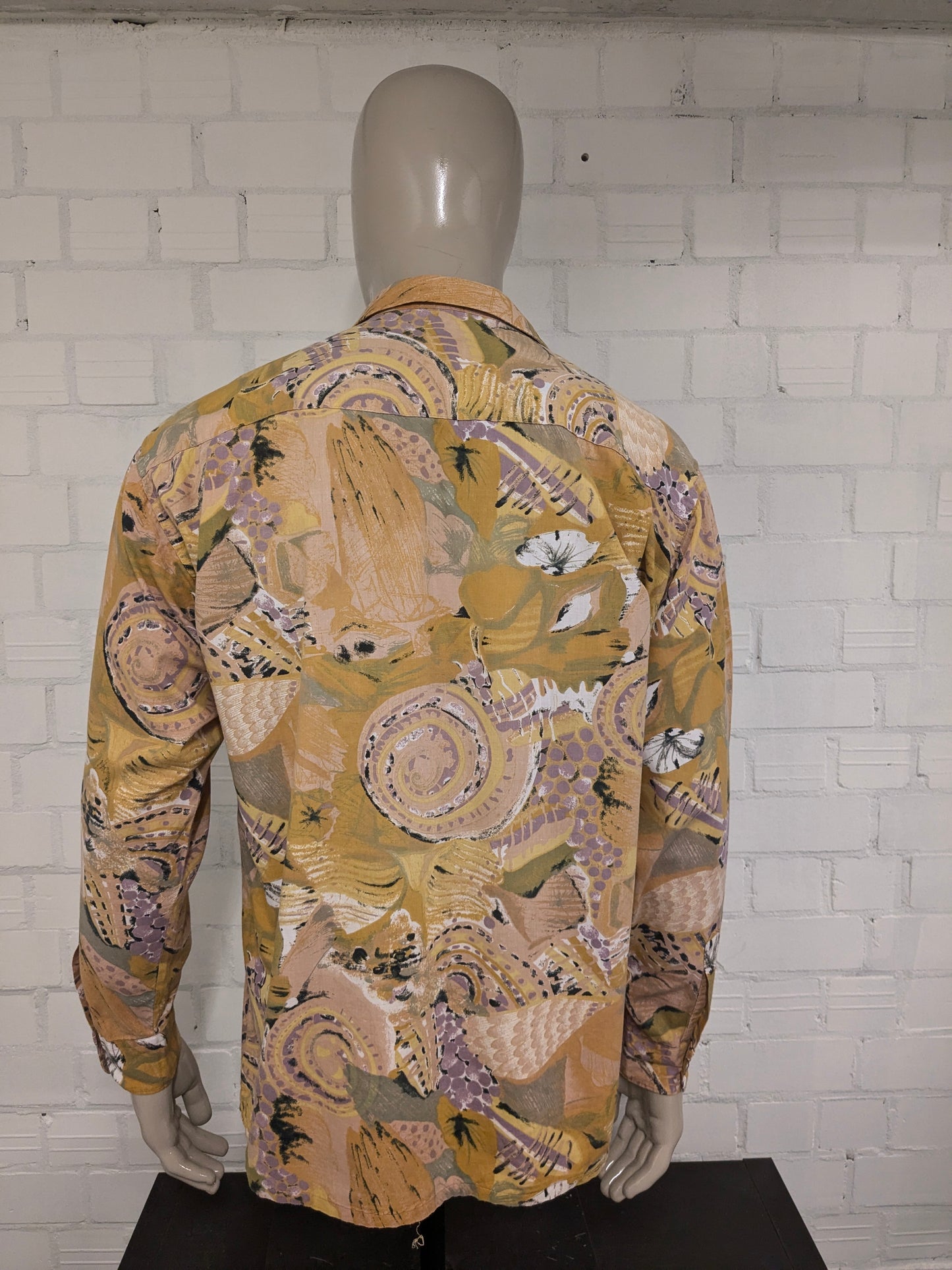 Vintage 80's / 90's Golfers Club overhemd. Geel Groen Paarse print. Maat XL.