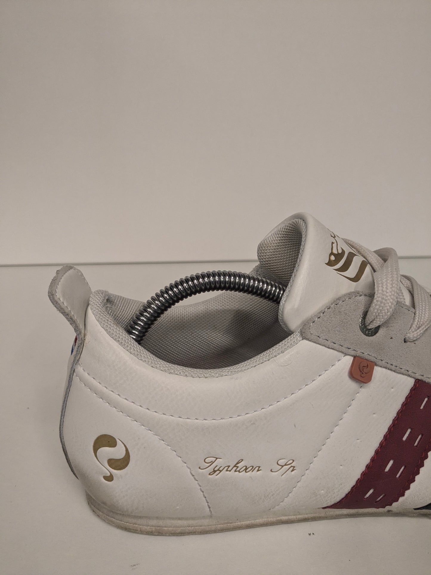 Zapatillas Quick Typhoon sp de piel. De color blanco. Talla 44.