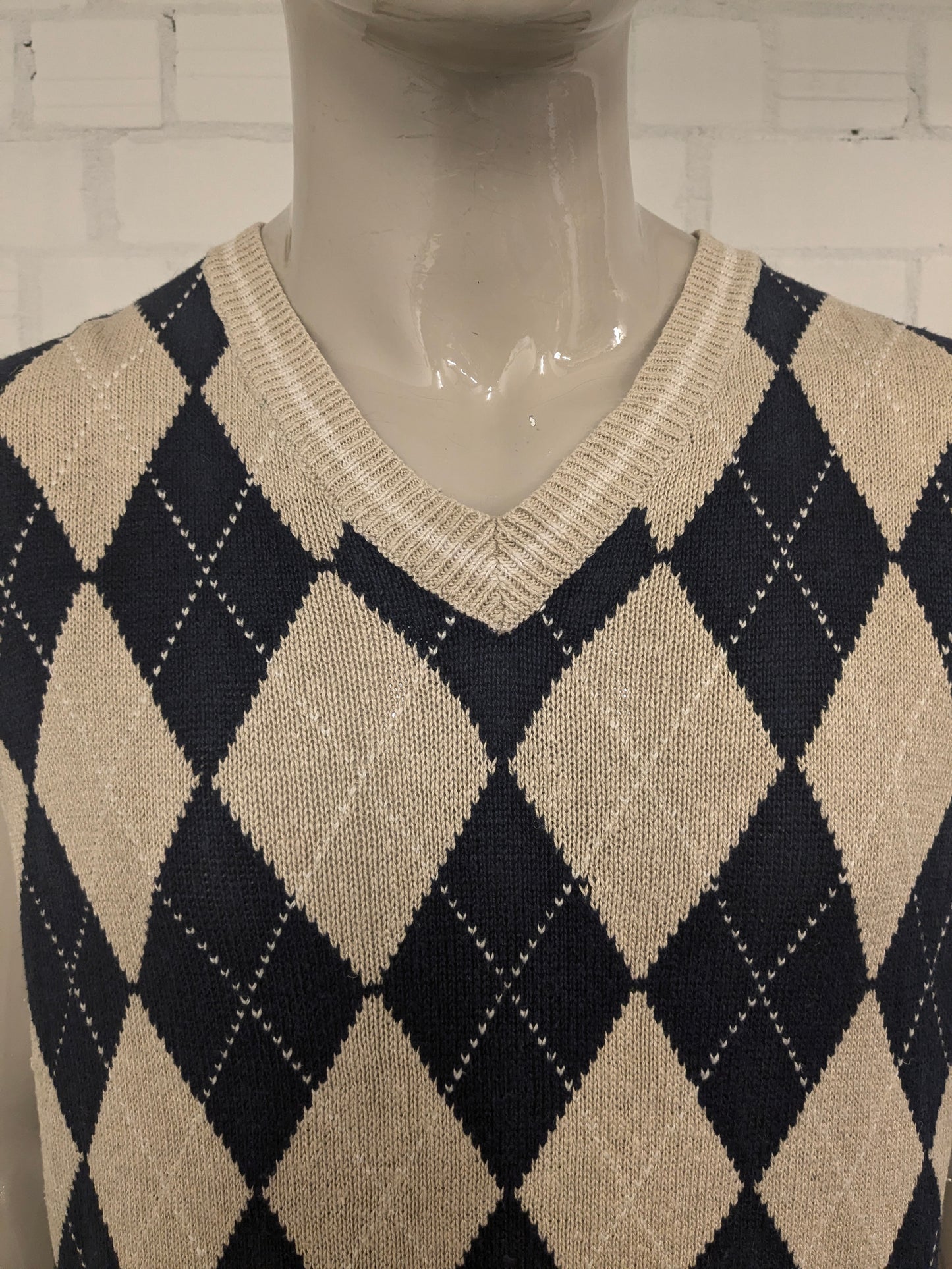 Chaps Ralph Lauren Linnen/ Katoenen spencer met V-Hals. Beige Blauw argyle motief. Maat XL.