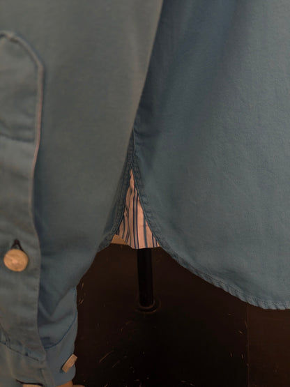 Van Santen & Van Santen overhemd. Blauw met verschillende applicaties. Maat XL.