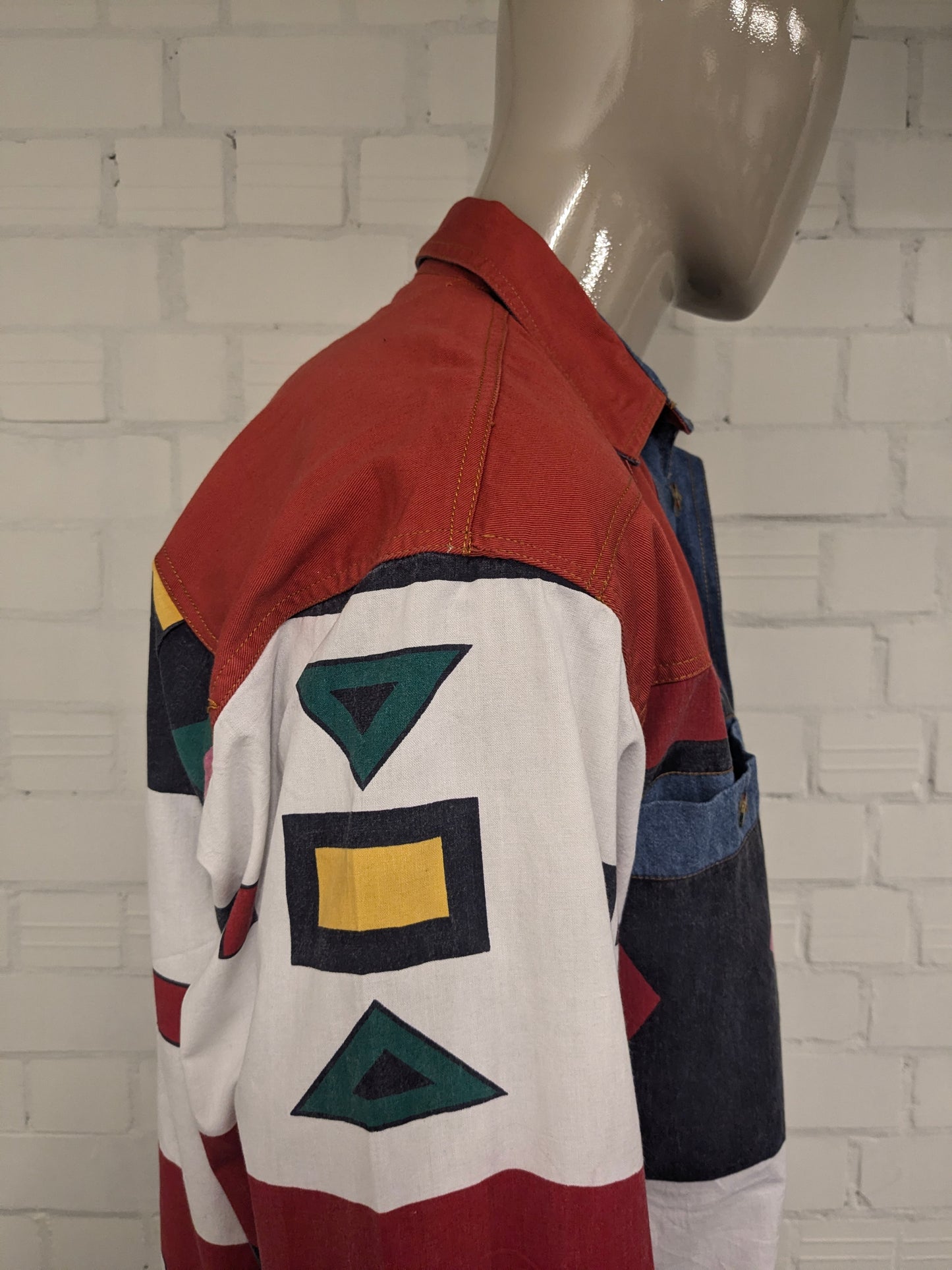 Vintage Arizona jeans overhemd. Gekleurde print met gekleurde knopen. Maat XL.