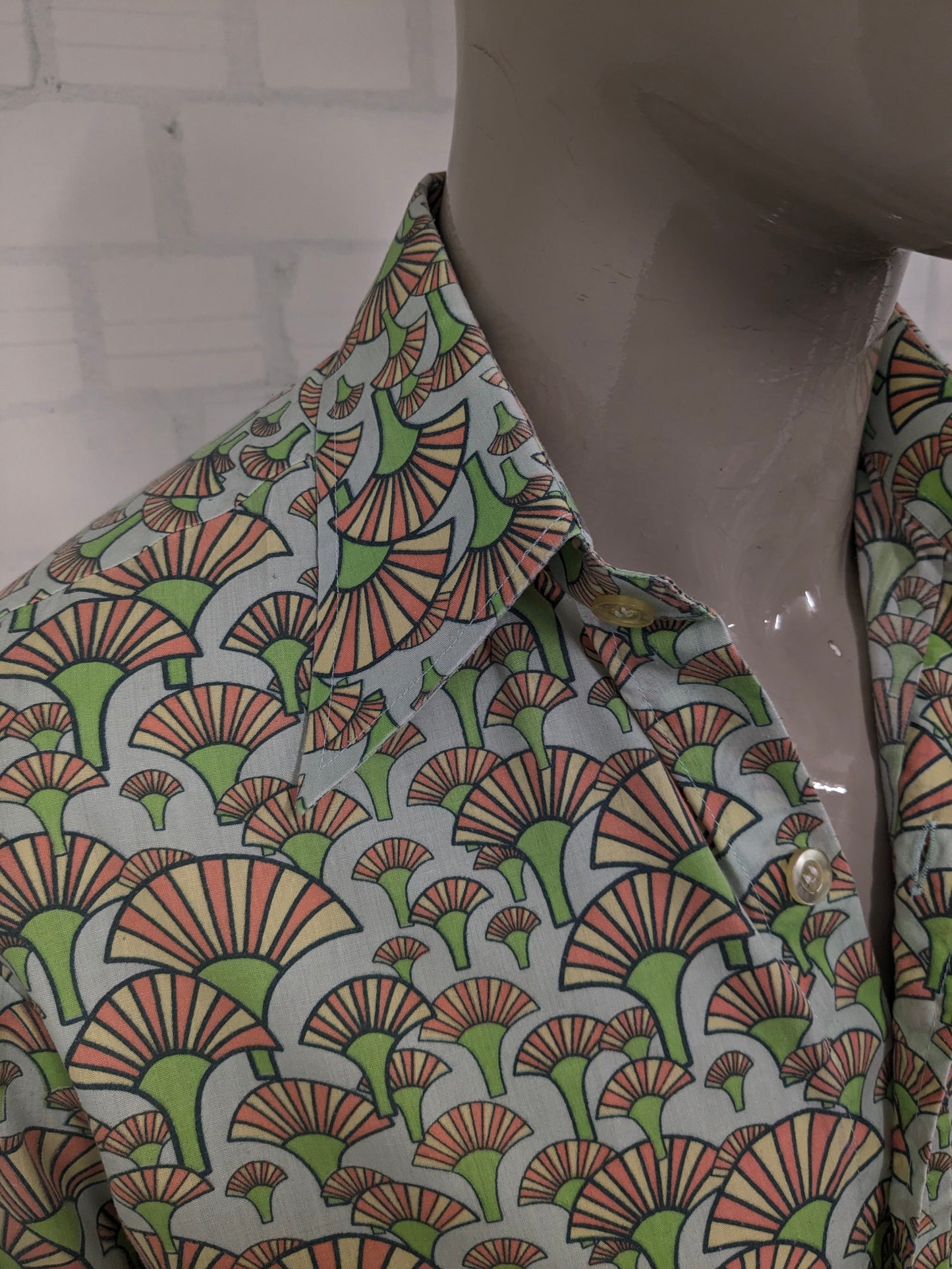 Limited by Chenaski overhemd met puntkraag. Geel Groen Oranje print. Maat L.