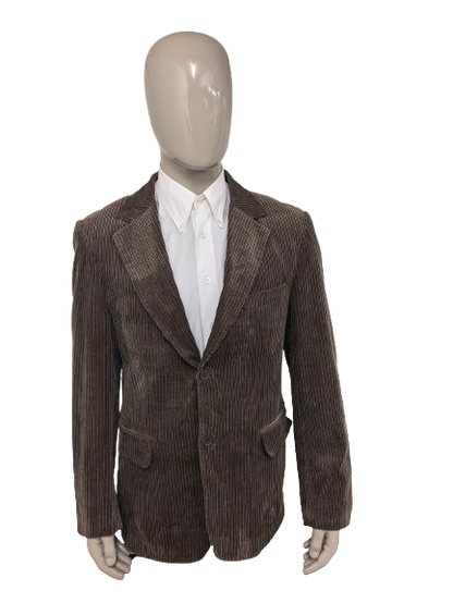 No Excess ribcolbert. Dikkere rib. Bruin gekleurd. Maat L.