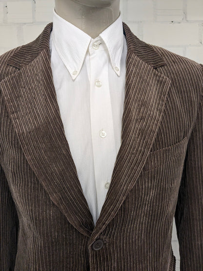 No Excess ribcolbert. Dikkere rib. Bruin gekleurd. Maat L.