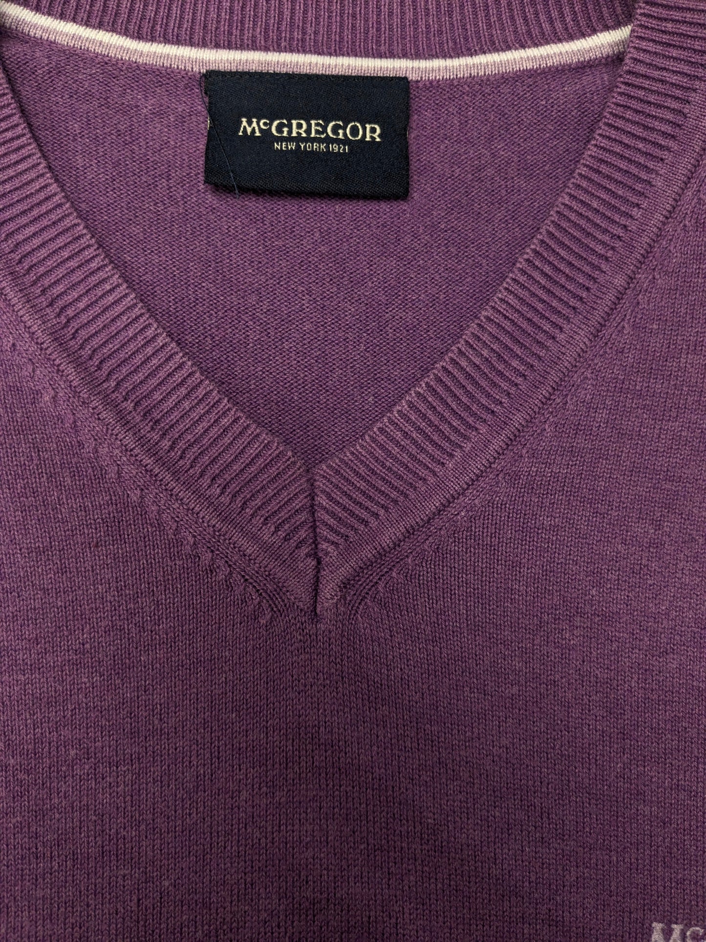 McGregor casual trui met V-Hals. Paars gemêleerd. Maat L.