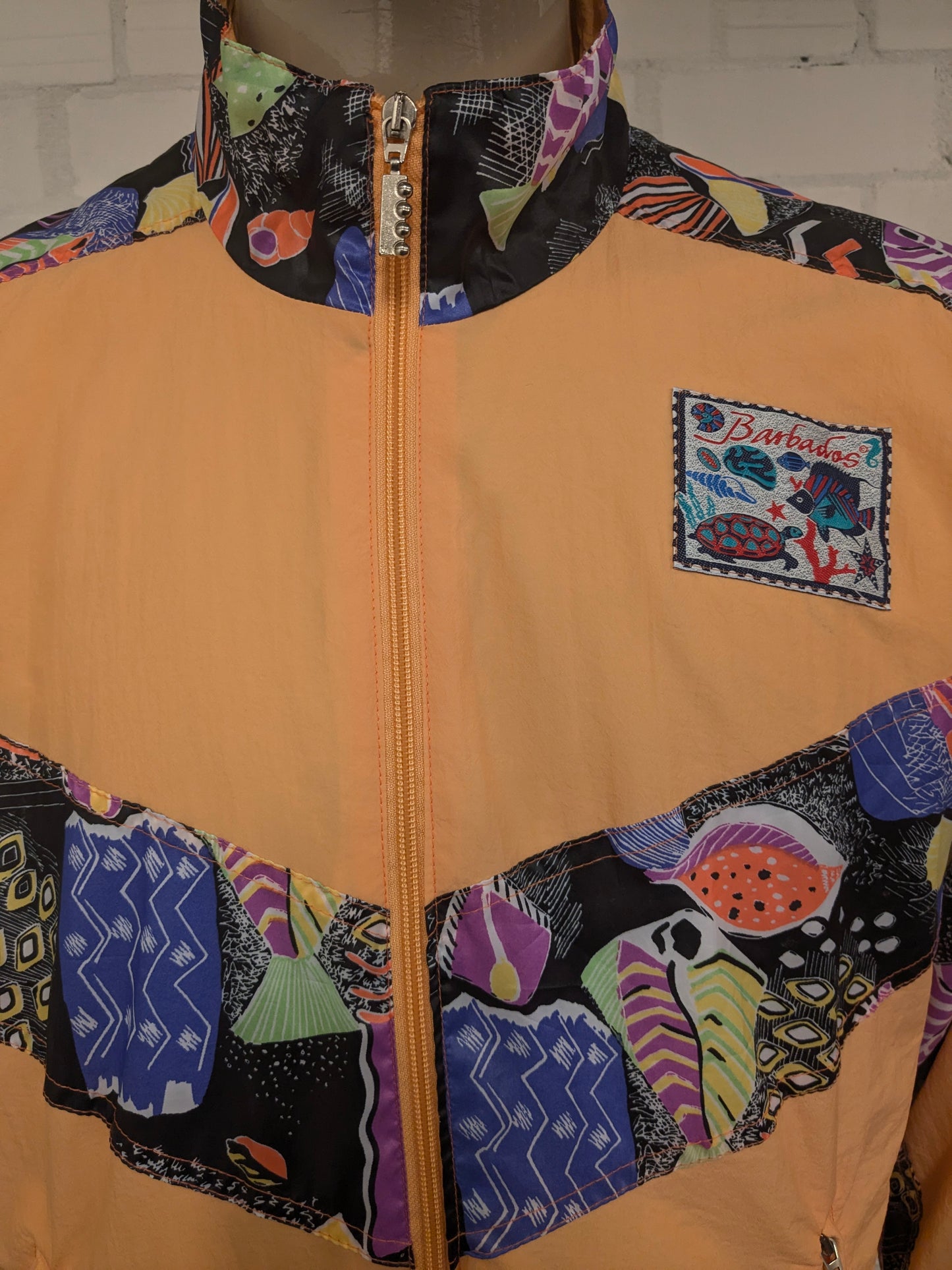 Vintage McPercy sport jack /jas. Oranje & gekleurde vissen print. Maat XL.
