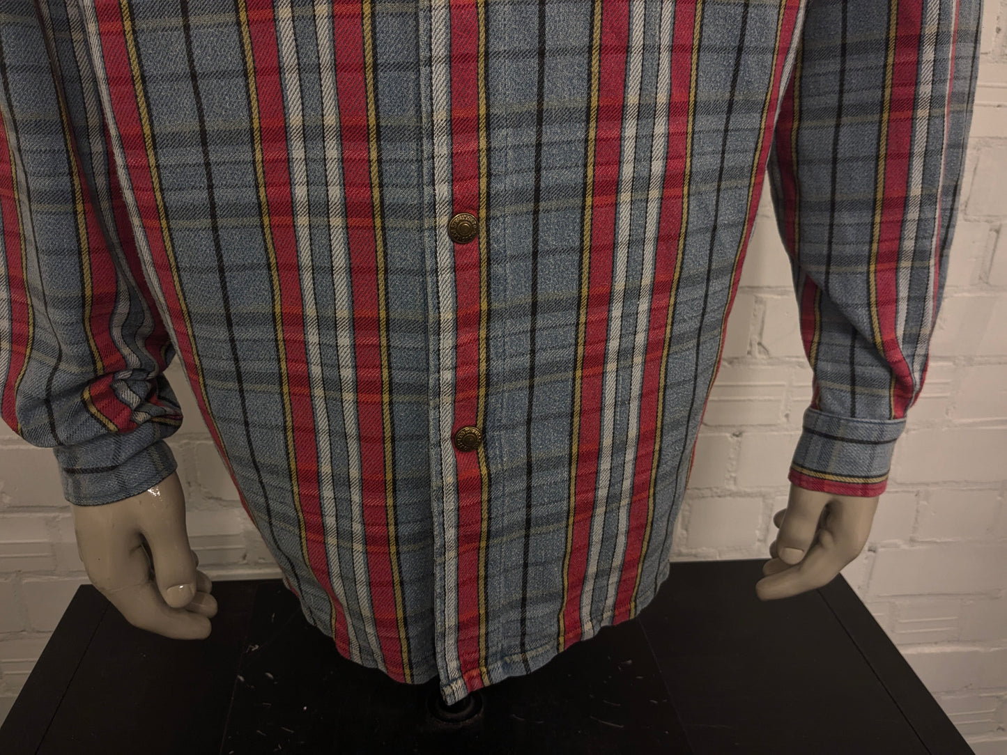 Chemise vintage Levi's Flannel avec boutons-pression et capuche. Bleu Rouge Blanc Jaune à carreaux Taille 2XL / XXL.