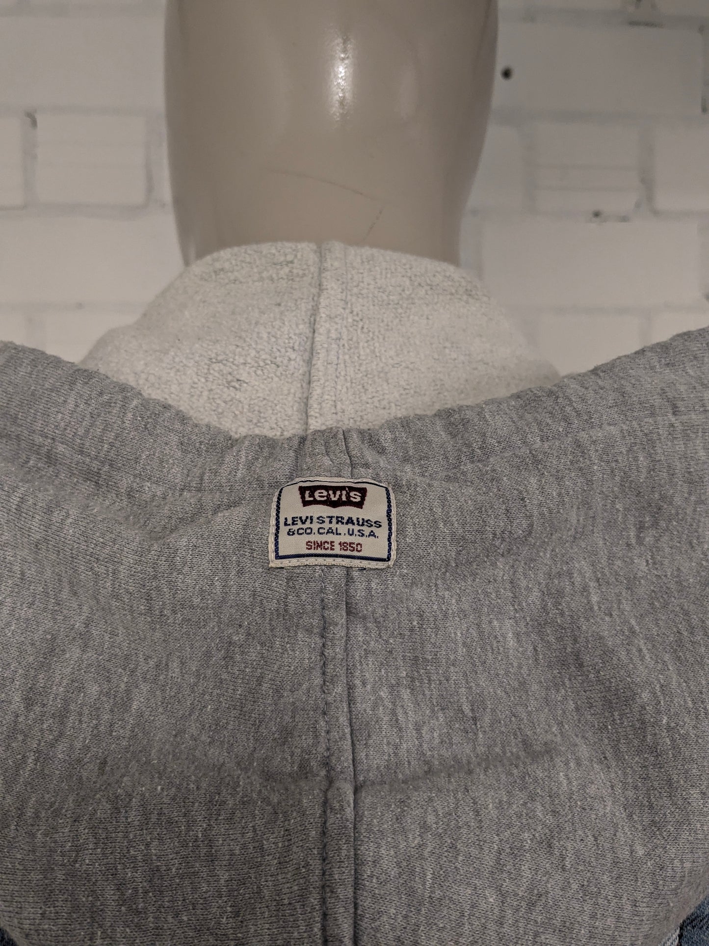 Chemise vintage Levi's Flannel avec boutons-pression et capuche. Bleu Rouge Blanc Jaune à carreaux Taille 2XL / XXL.