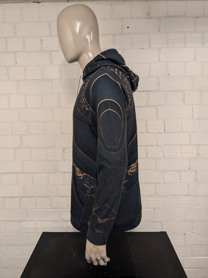 Mr Gugu & Miss Go hoodie. Green Gold colored print. Size XL.