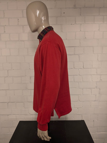 Ralph Lauren polo trui. Rood met geruite kraag. Maat 2XL / XXL.