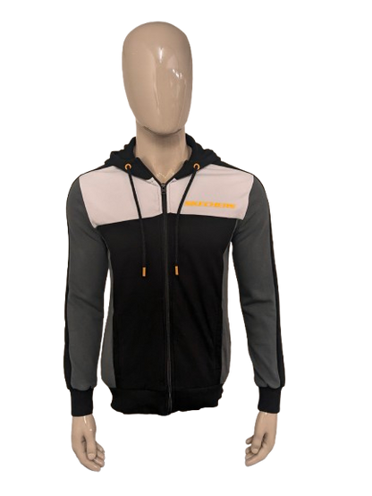 Sketches vest met capuchon. Wit Grijs Zwart gekleurd. Maat S.