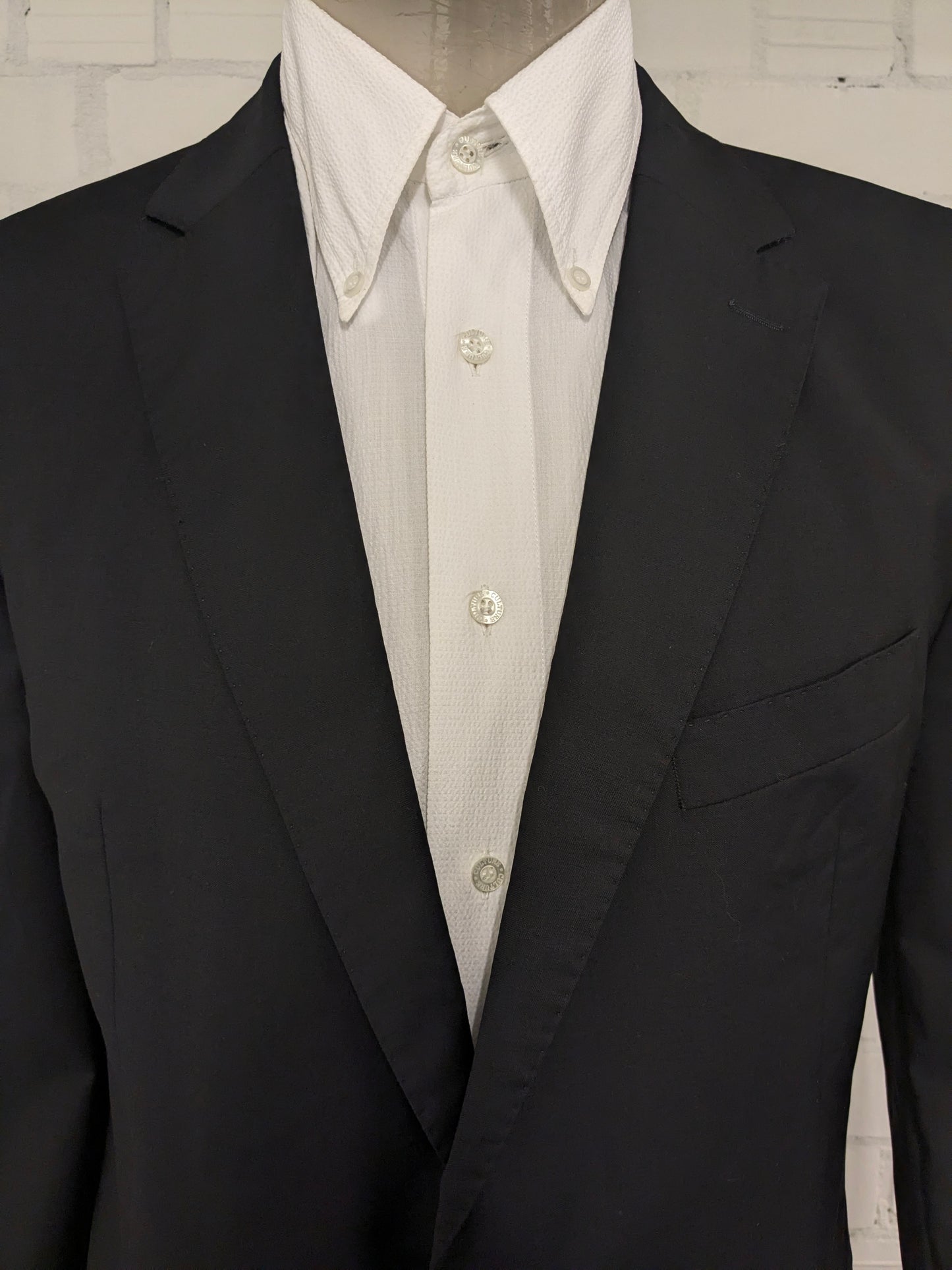 Tommy Hilfiger tailored colbert. Zwart gekleurd. Maat 54 / L.