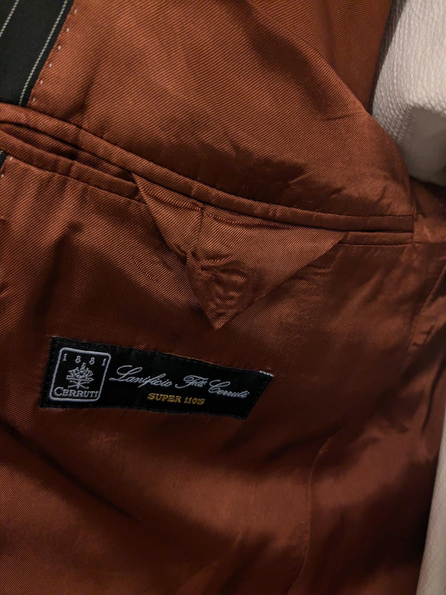 Kool Businees colbert. Zwart Wit gestreept / krijtstreep. Maat 104 (52 / L).