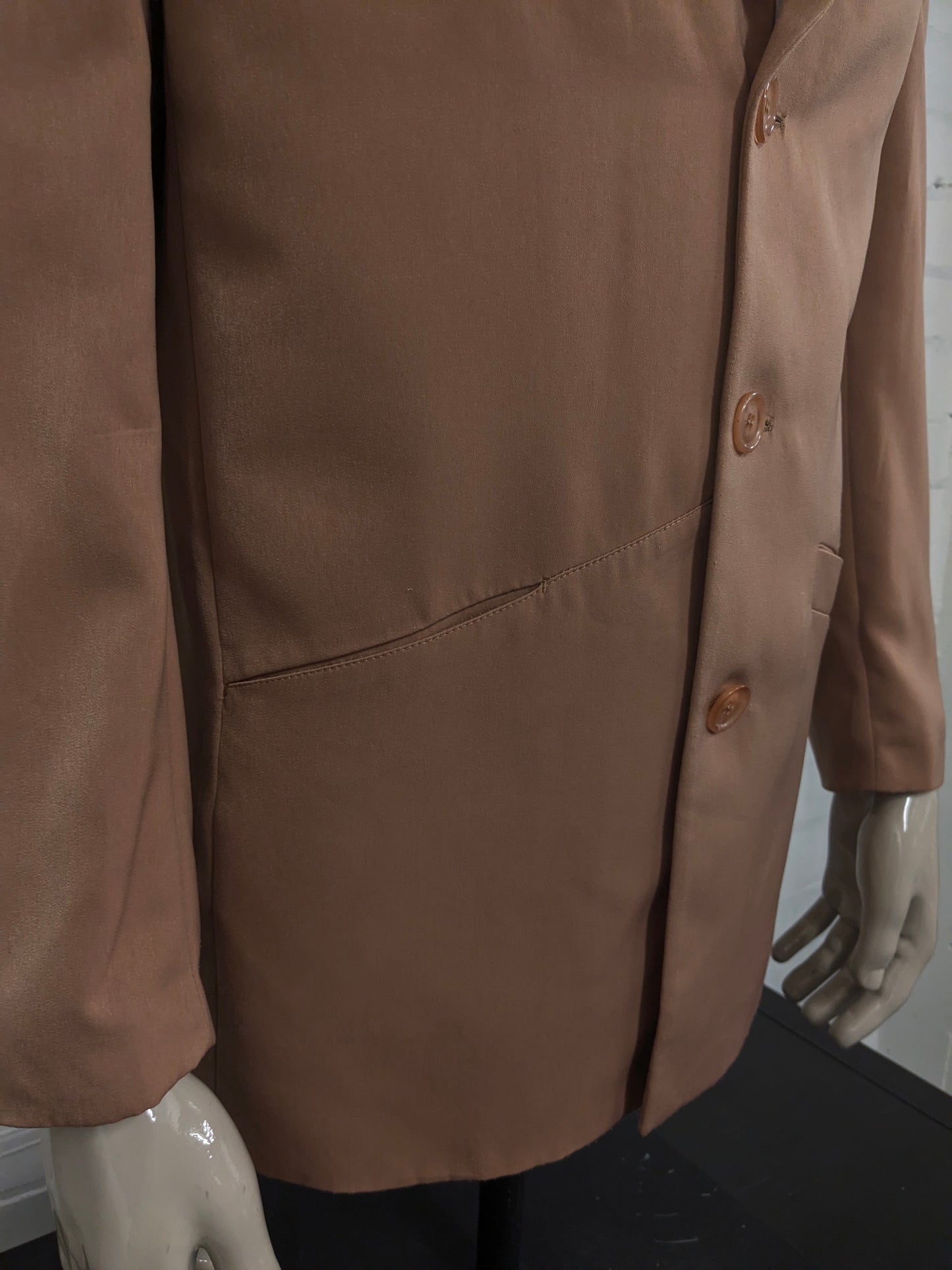 Fantástica chaqueta Vintage Yankees. Color camello claro brillante. Talla 50/M.