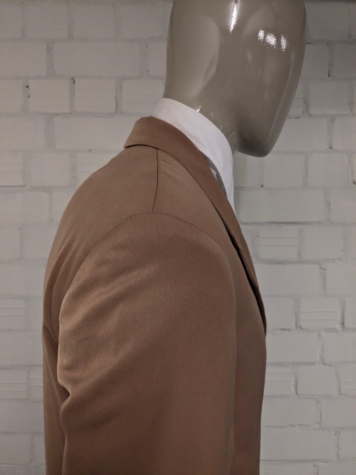 Fantástica chaqueta Vintage Yankees. Color camello claro brillante. Talla 50/M.