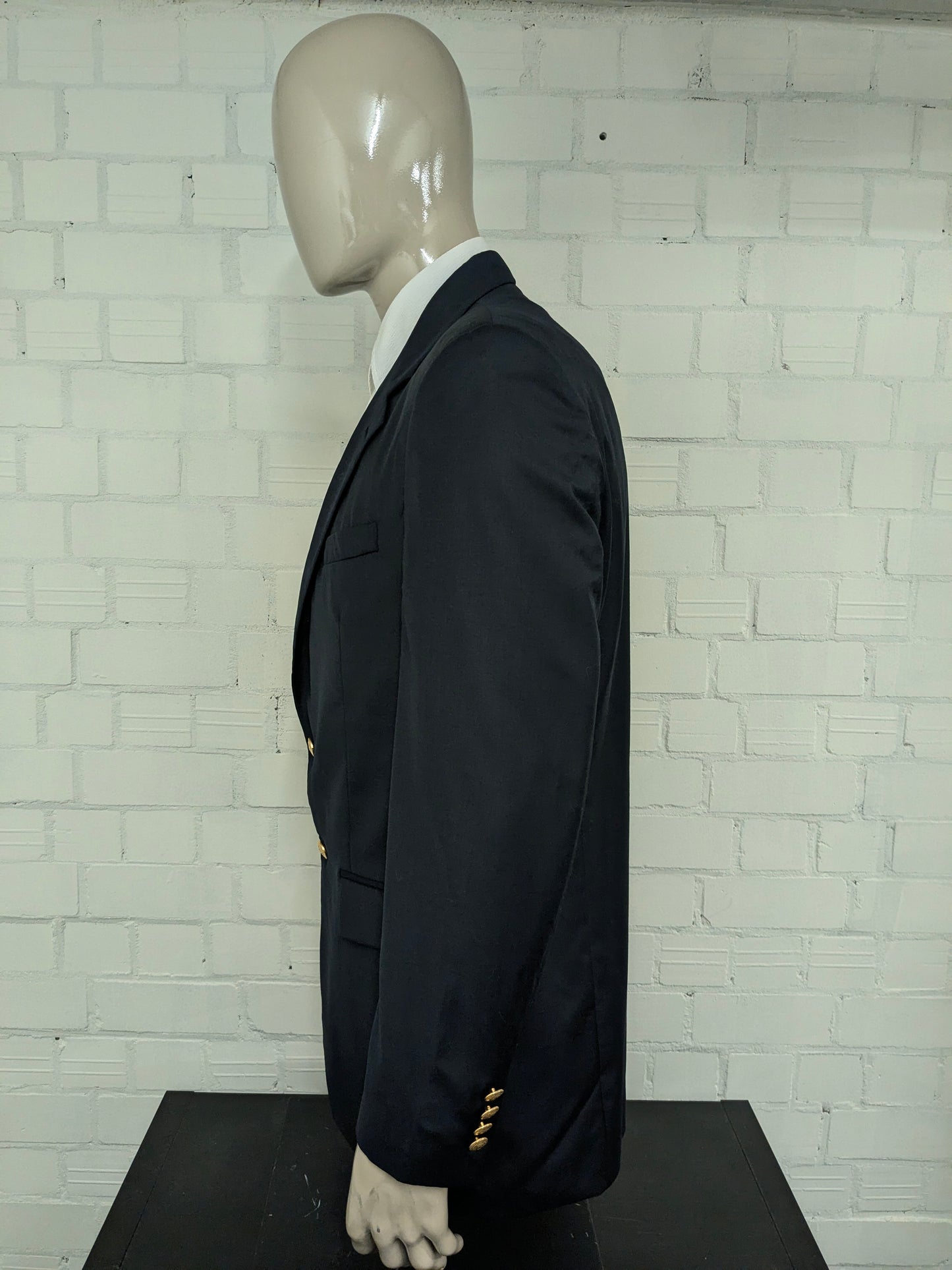 Giacca vintage Lauren Ralph Lauren in lana con bottoni color oro. Colore blu scuro. Taglia 52/L.