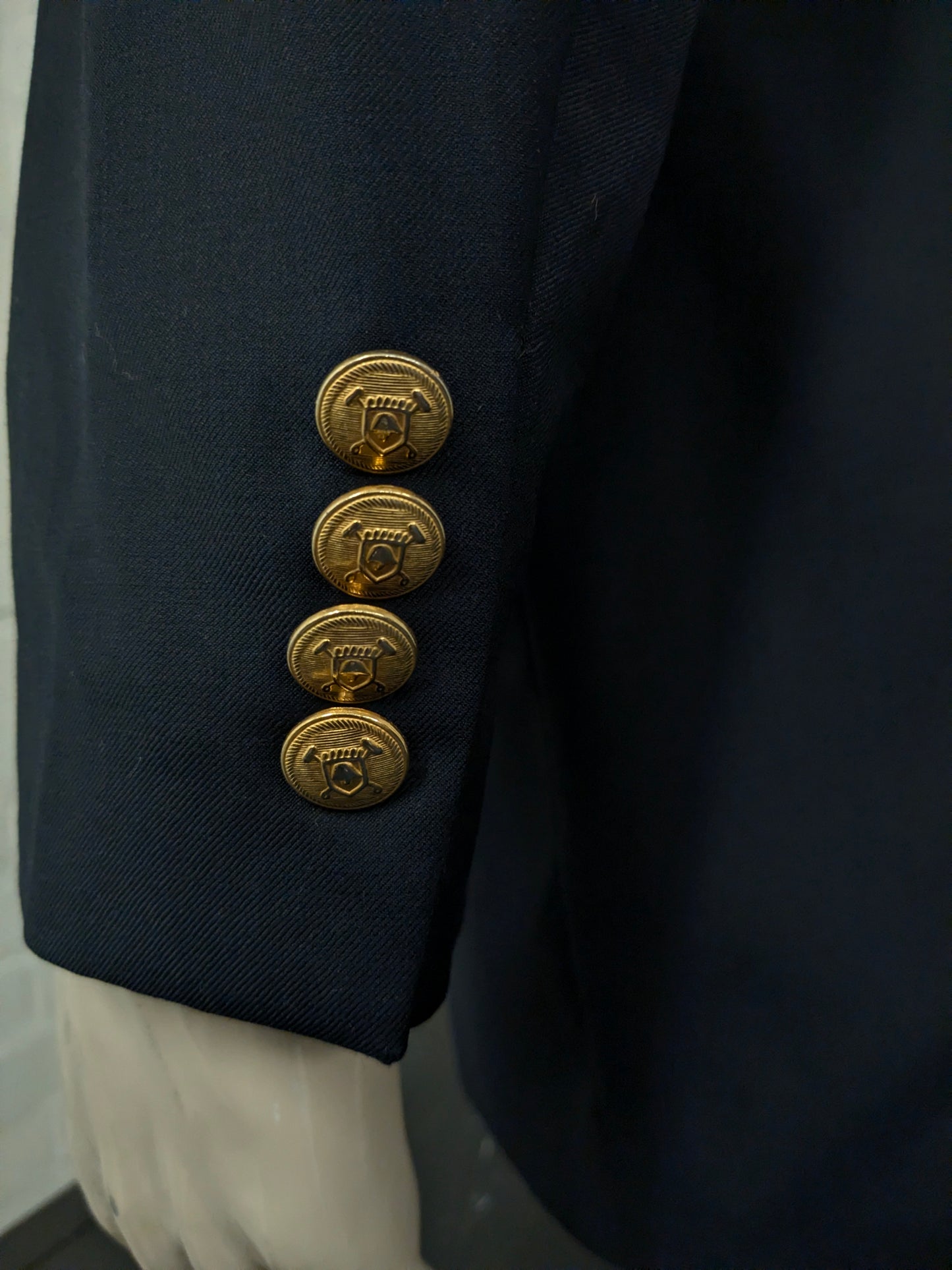 Giacca vintage Lauren Ralph Lauren in lana con bottoni color oro. Colore blu scuro. Taglia 52/L.