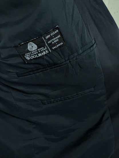 Giacca vintage Lauren Ralph Lauren in lana con bottoni color oro. Colore blu scuro. Taglia 52/L.