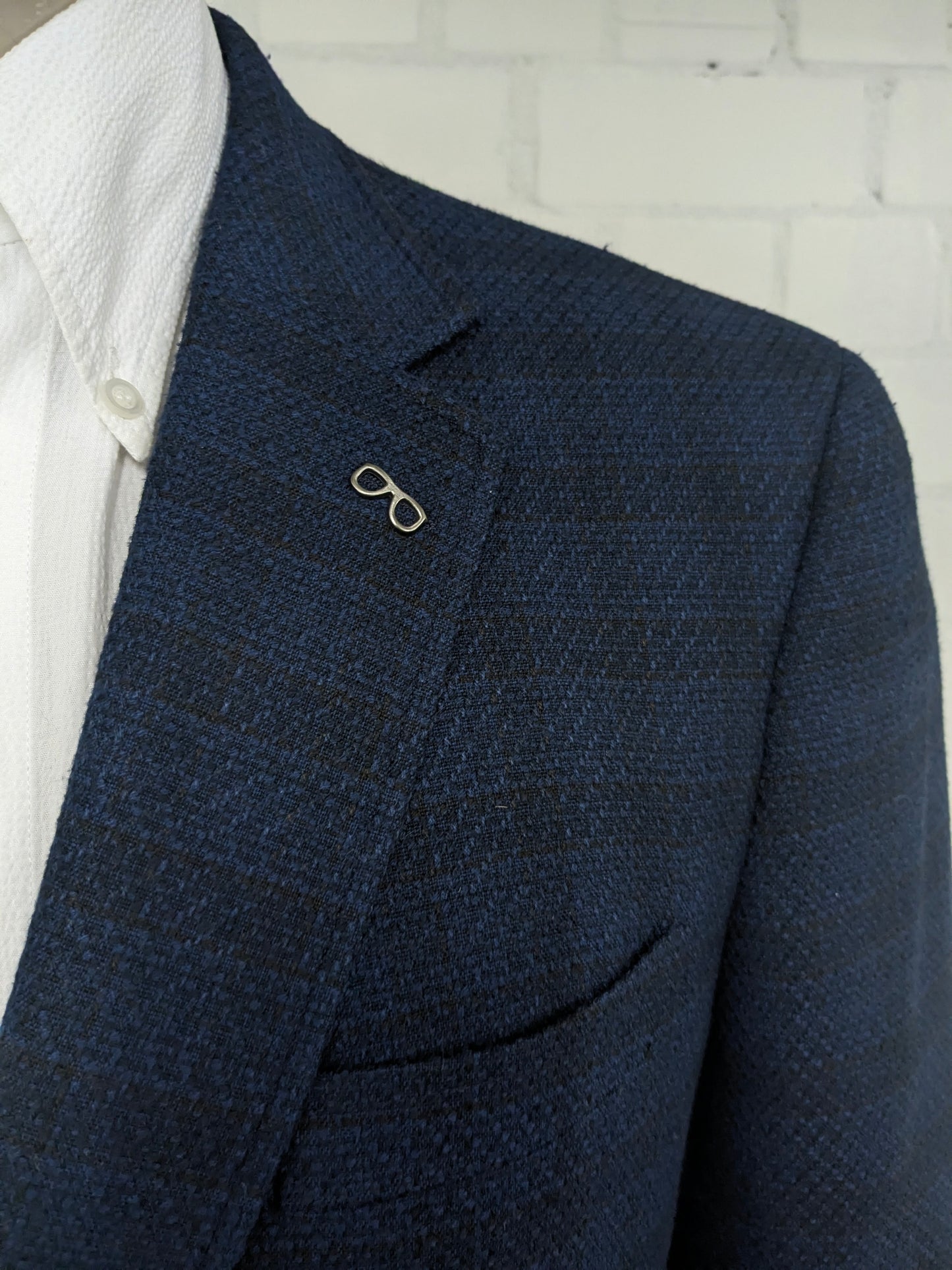 Bartlett colbert. Blauw Zwart motief. Maat 52 / L.