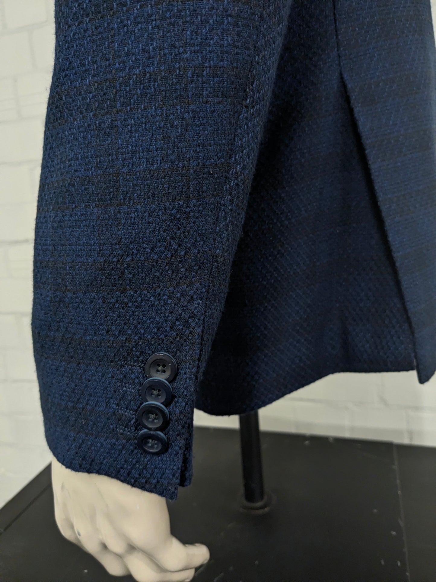 Bartlett colbert. Blauw Zwart motief. Maat 52 / L.