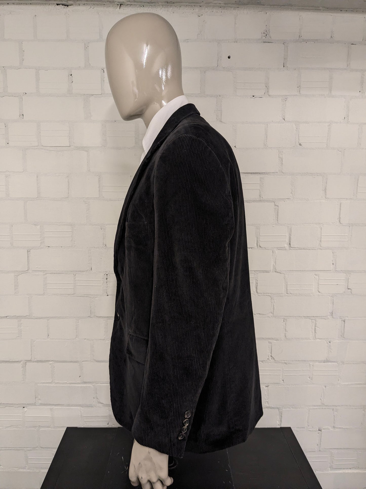 Chaps Ralph Lauren ribcolbert. Dikkere rib. Zwart gekleurd. Maat 56 / XL.