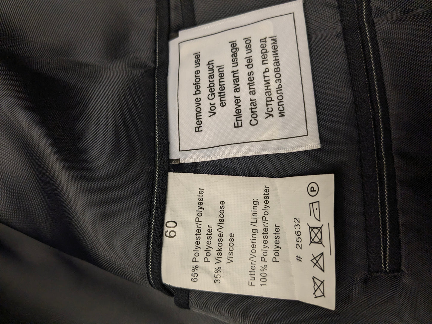 Authentic colbert. Donker Blauw Witte Krijtstreep. Lang model! Maat 60 / XXL / 2XL.