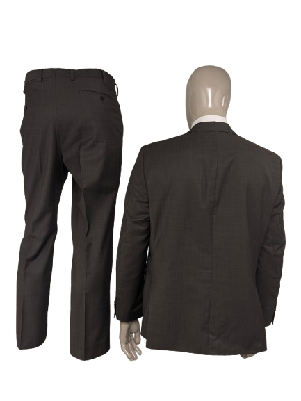 Merkloos Wollen kostuum. Bruin motief. Maat 26 (52 / L).