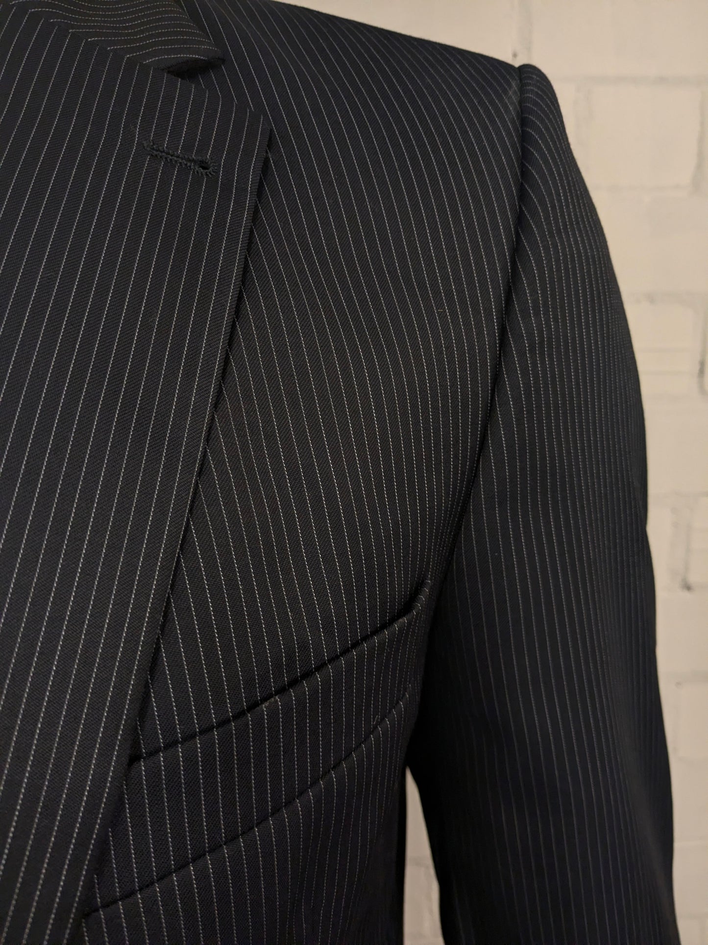 Digel Preference Wollen kostuum. Donker Blauw Witte krijtstreep. Maat 24 (48 / M).