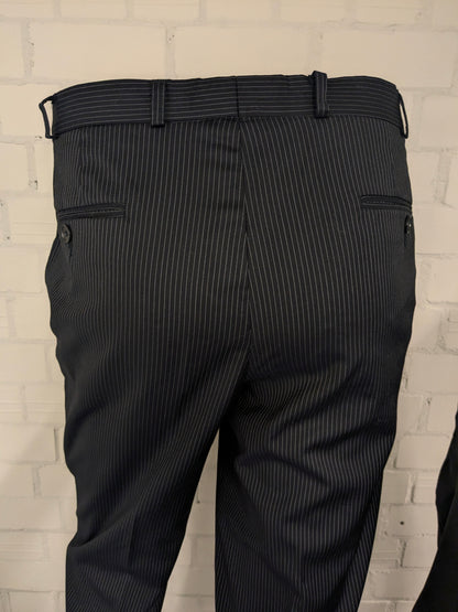 Digel Preference Wollen kostuum. Donker Blauw Witte krijtstreep. Maat 24 (48 / M).