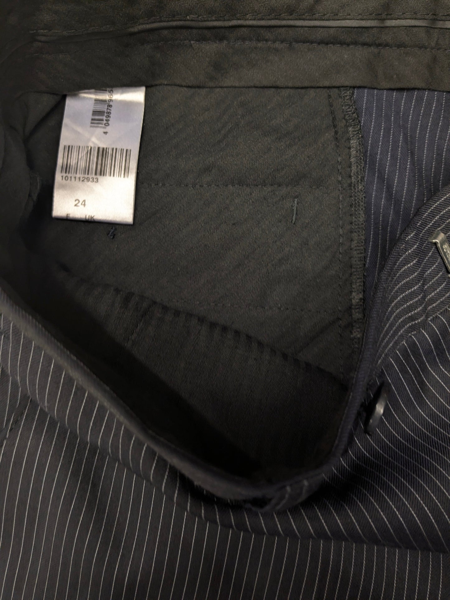 Digel Preference Wollen kostuum. Donker Blauw Witte krijtstreep. Maat 24 (48 / M).