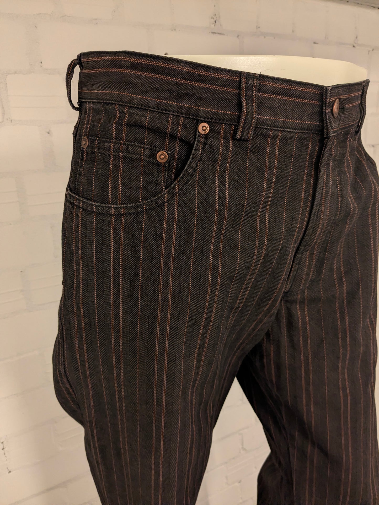 Gardeur broek / pantalon. Bruin Oranje gestreept motief. Maat 52 / L.