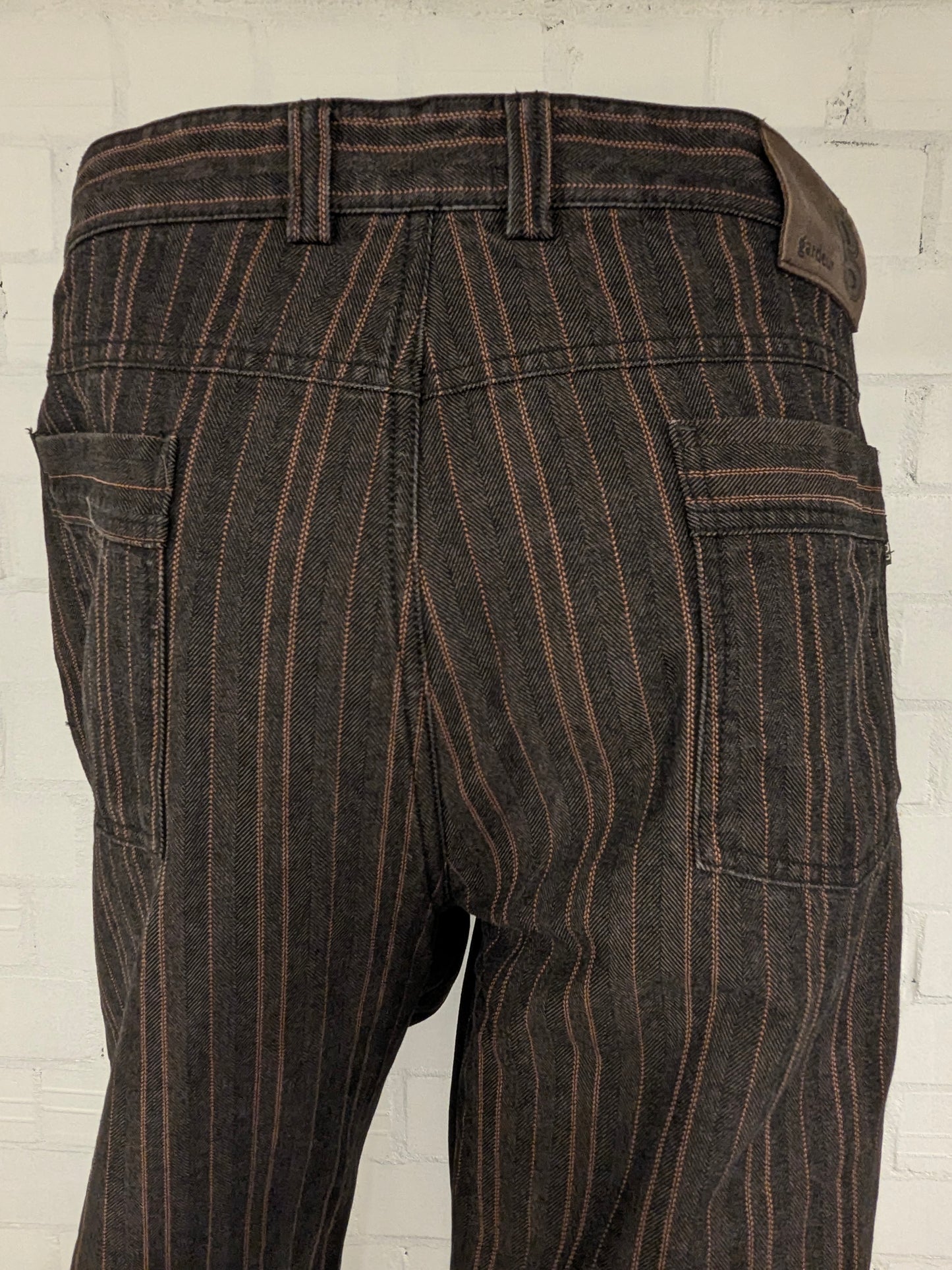 Gardeur broek / pantalon. Bruin Oranje gestreept motief. Maat 52 / L.