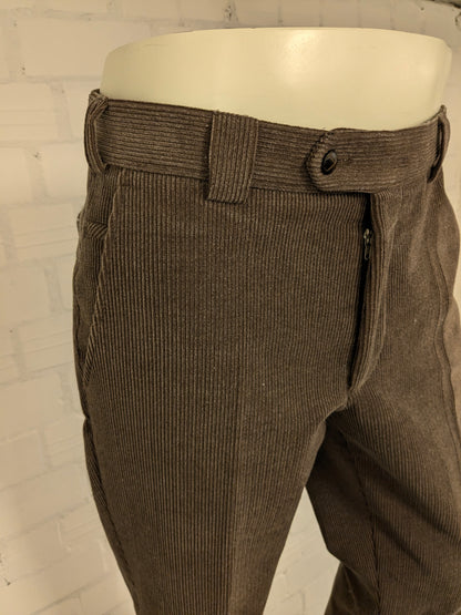 Meyer ribbroek. Dikke rib. Bruin gekleurd. Maat 50 / M. Modern Comfort.