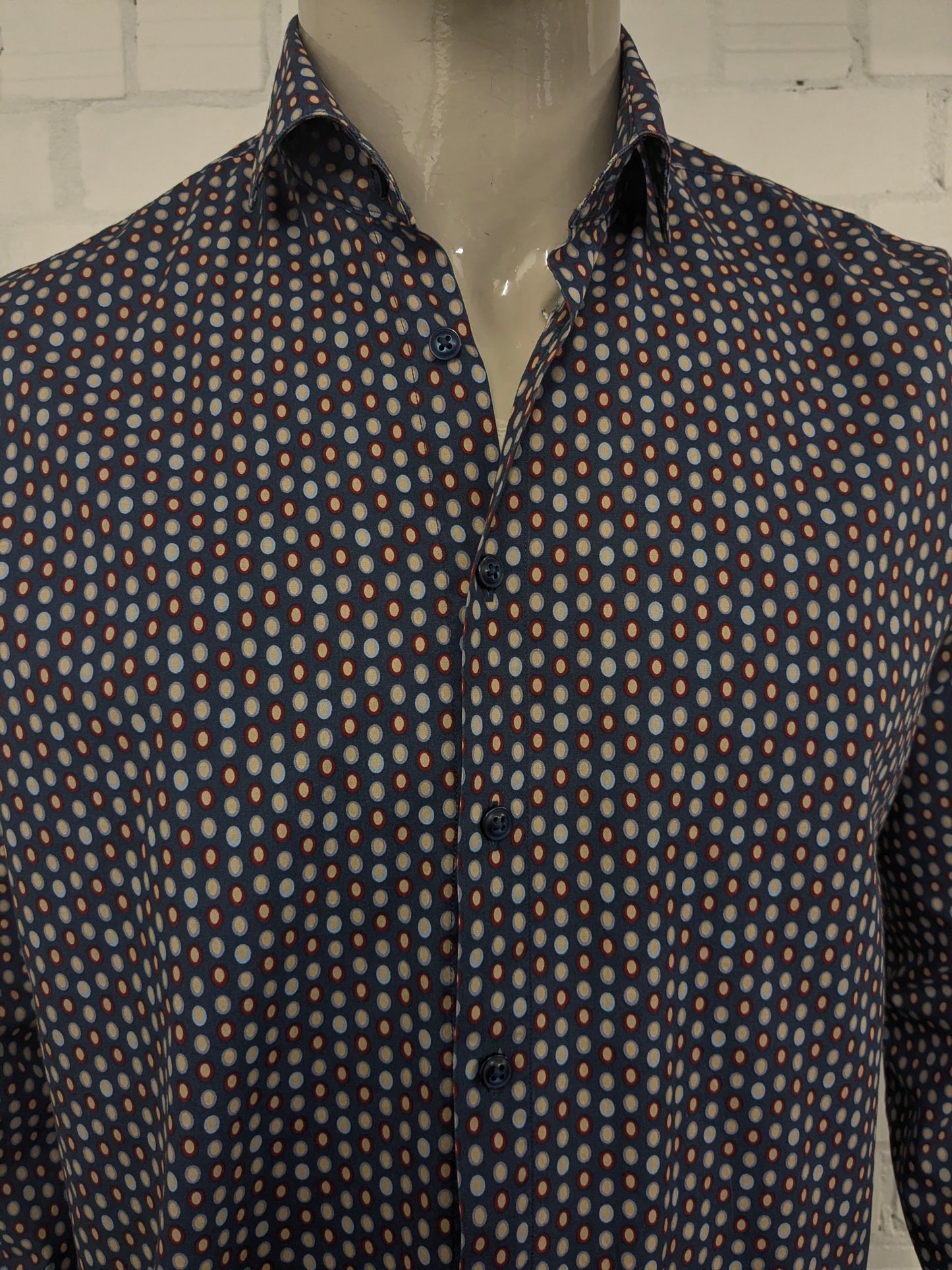 Blue Industry overhemd. Blauw Rood Beige cirkel print. Maat L. perfect fit.