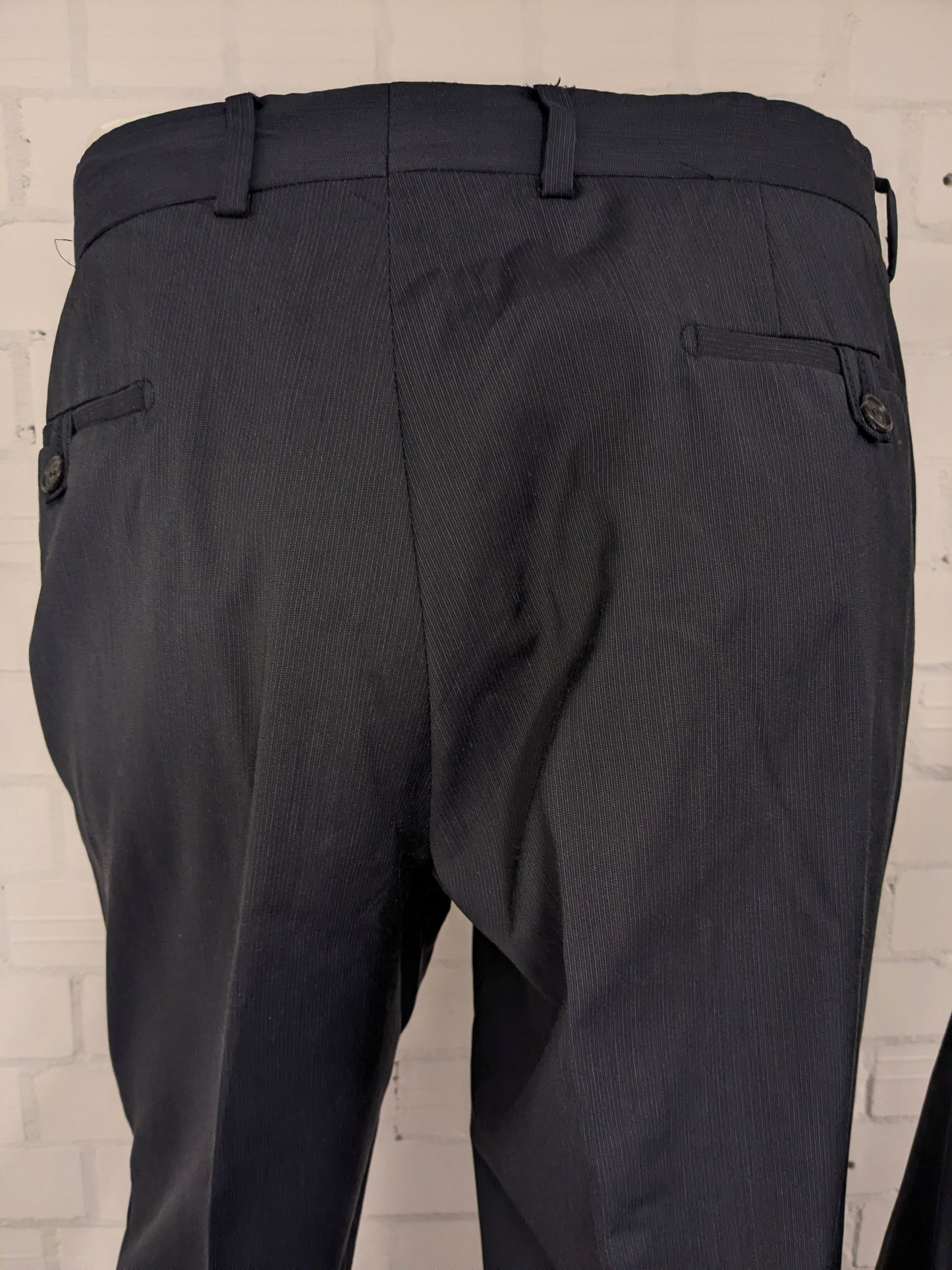 Tommy Hilfiger Tailored kostuum. Grijs Blauw gestreept motief. Maat 52 / L.  super 100's.