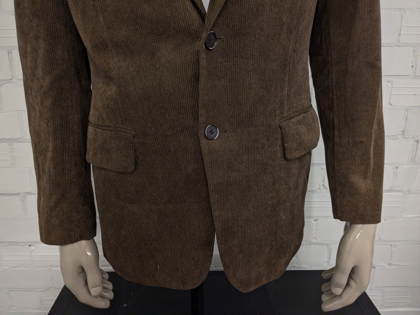 Difirenze rib colbert. fijne rib. Bruin gekleurd. Maat 50 / M.