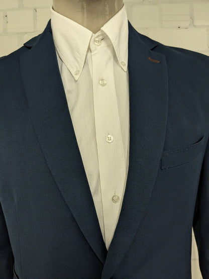 Bartlett colbert. Donker Blauw motief. Maat 27 (54 / L)