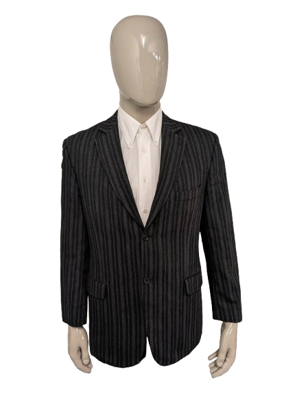 Calabria colbert. Zwart Grijs gestreept. Maat 26 (52 / L).