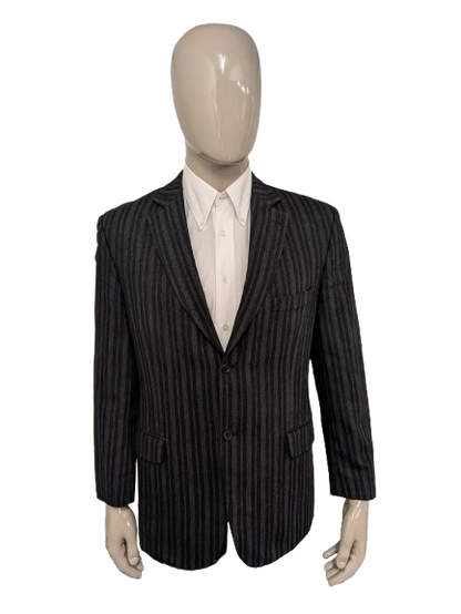 Calabria colbert. Zwart Grijs gestreept. Maat 26 (52 / L).