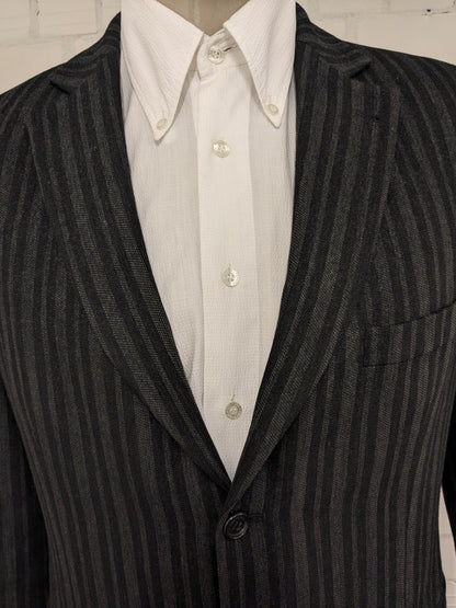 Calabria colbert. Zwart Grijs gestreept. Maat 26 (52 / L).