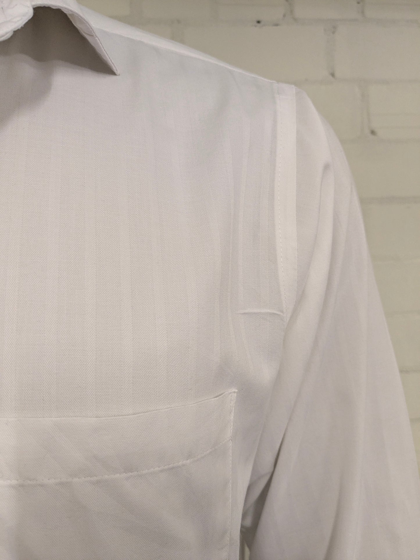 Vintage Arrow overhemd. Wit gekleurd. Maat XL. Classic fit.