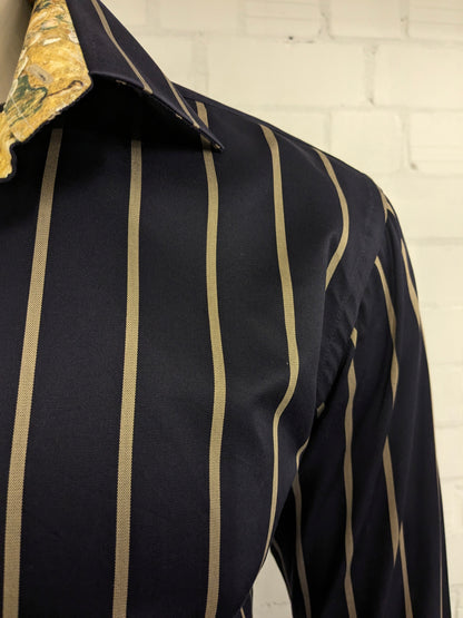 Circle of Gentlemen overhemd. Donker Blauw Bruin gestreept. Maat L.