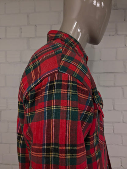 St. John's Bay Flanellen overhemd jack. Licht gevoerd. Rood Geel Groen Blauw geruit. Maat XL / 2XL-XXL.