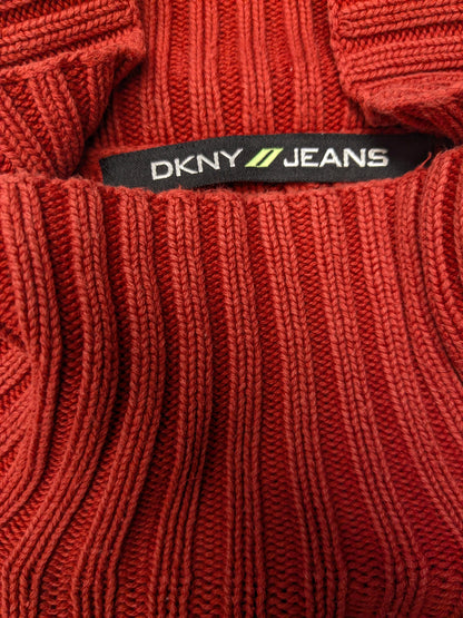 DKNY jeans trui met opstaande kraag. Oranje gekleurd. Maat XL.