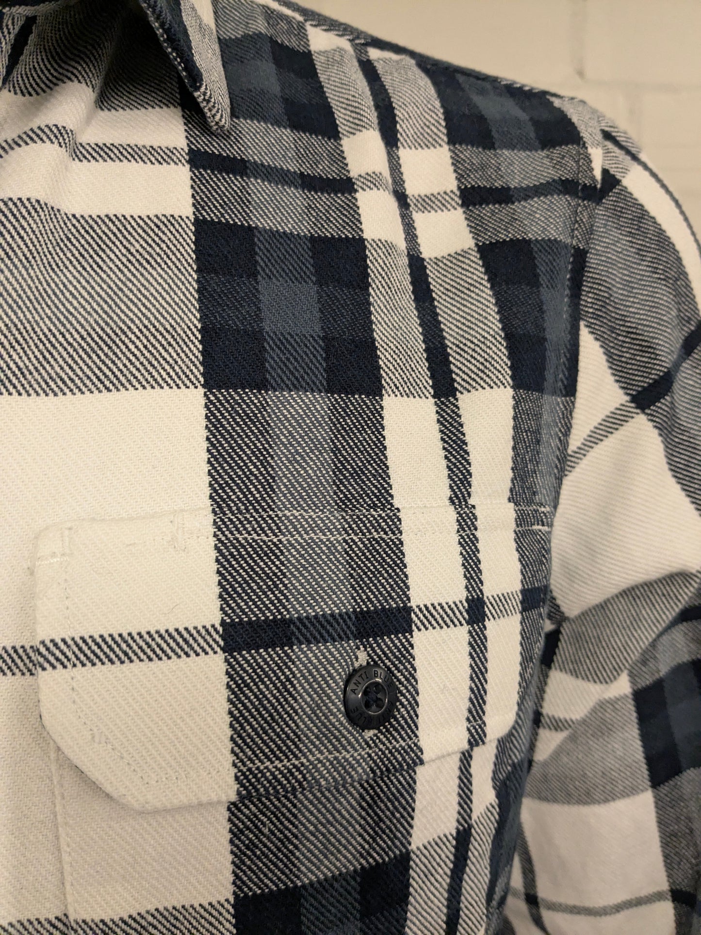 Anti Blue Flanellen overhemd. Wit Blauw geruit. Maat XL.