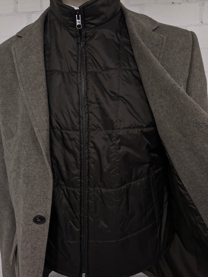 Fay Colbert met uitneembare bodywarmer. Bruin motief. Maat 54 / L.