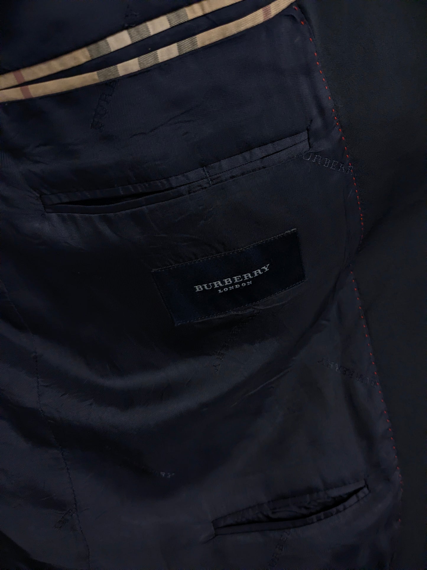 Vintage Burberry Wollen colbert. Donker Blauw met goudkleurige mooie knopen. Maat 27 (54/L).